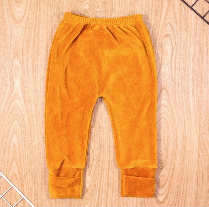 Calça baby em plush - Foto 1