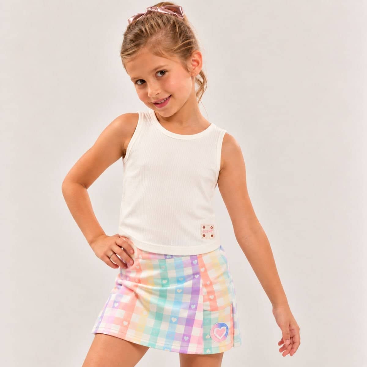 Short-saia corações multicolorido